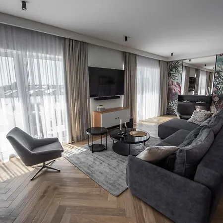 Lazur ساربينوفو